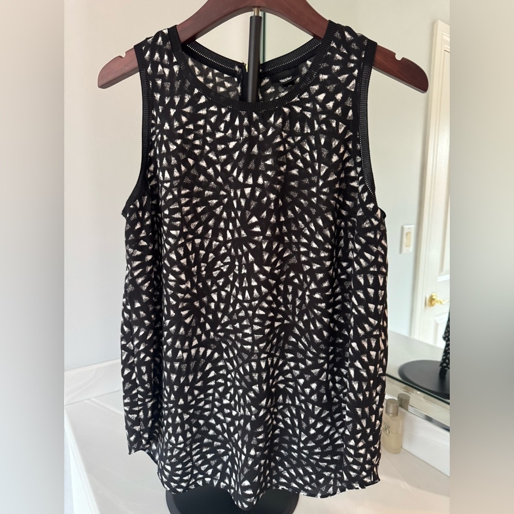Massimo Black and White Tank Top with Abstract Pattern